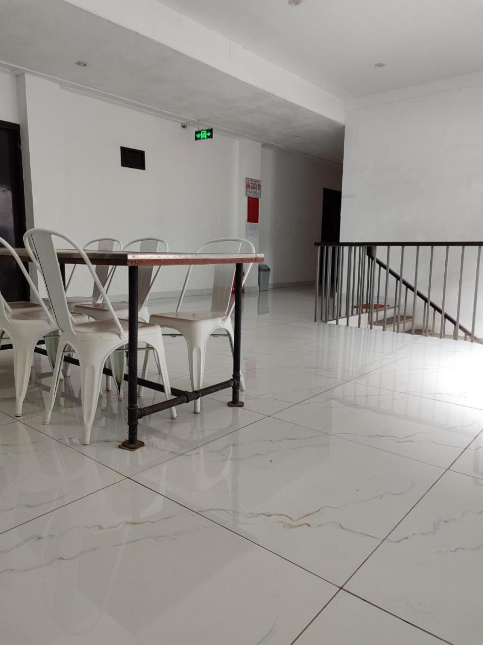 Nha Khach Ken Hotel Ca Mau ภายนอก รูปภาพ